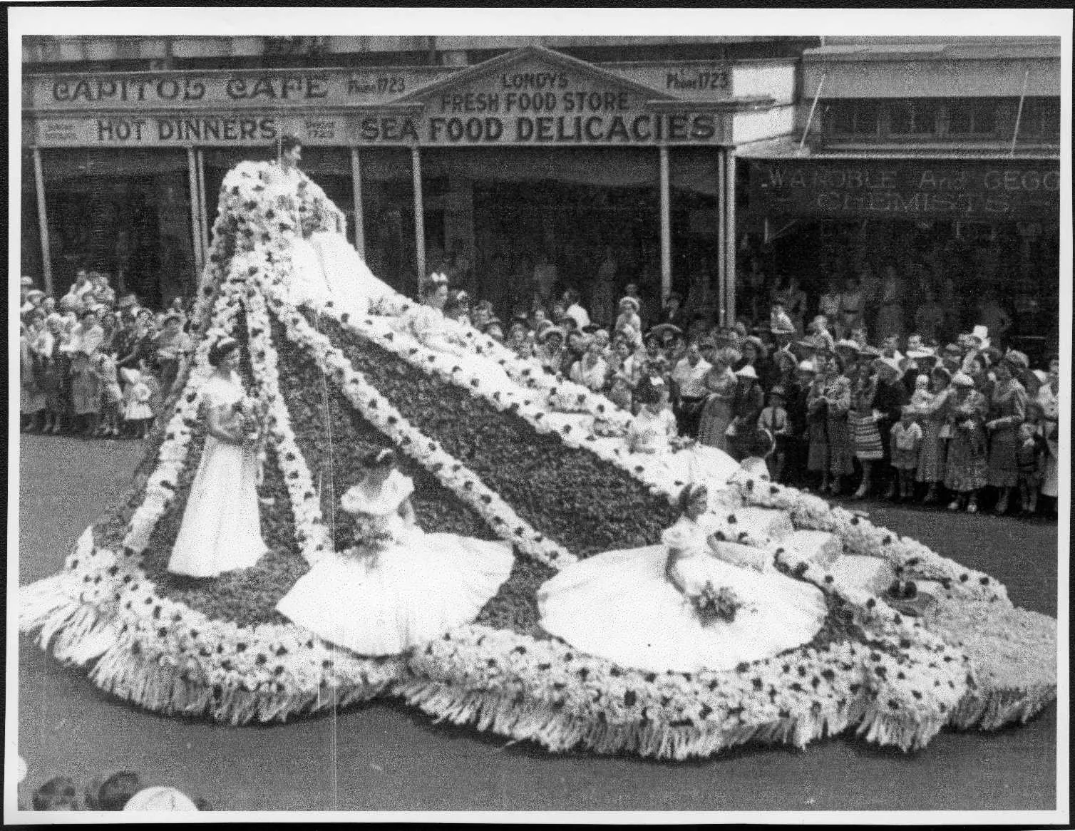 1953