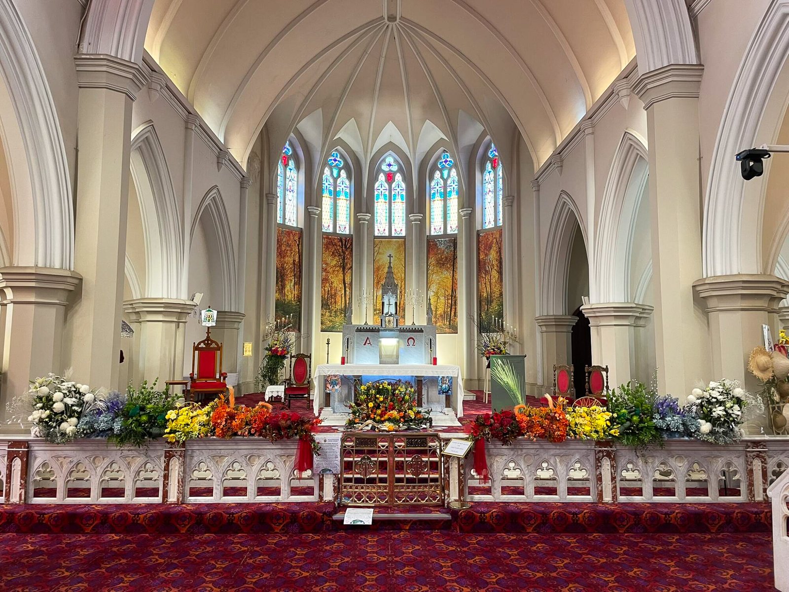 St Patrick’s Cathedral Floral Display