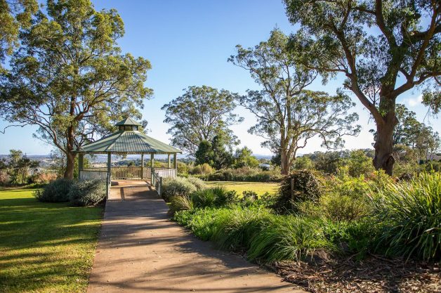 Tavern-Talk-The-Story-of-Peacehaven-Botanic-Park-3-15