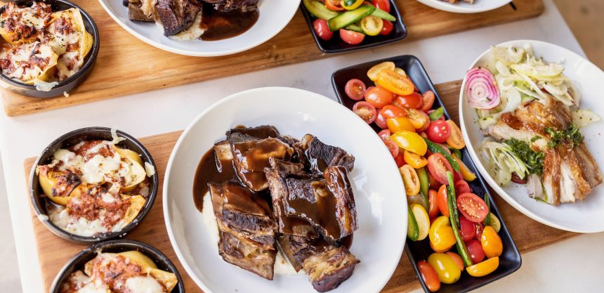 Weekend-Table-Reflections-Lake-Cooby-Dinner